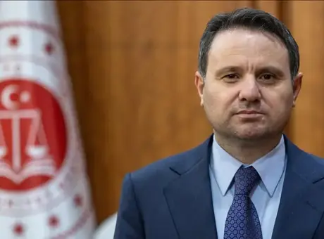 Adalet Bakanı Gürlek’ten Hukuk Sınavı Adaylarına Başarı Mesajı