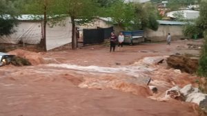 Adana Kozan’da sağanak yağış sele dönüştü, bir kişi hayatını kaybetti