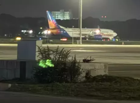 Antalya Havalimanı’nda pilotun rahatsızlanması üzerine uçak acil iniş yaptı