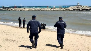 Arnavutköy sahilinde kimliği belirsiz erkek cesedi dalgalarla kıyıya vurdu