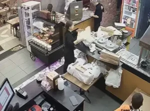 Arnavutköy’de otel müşterisine 25 restorandan sipariş kâbusu yaşandı