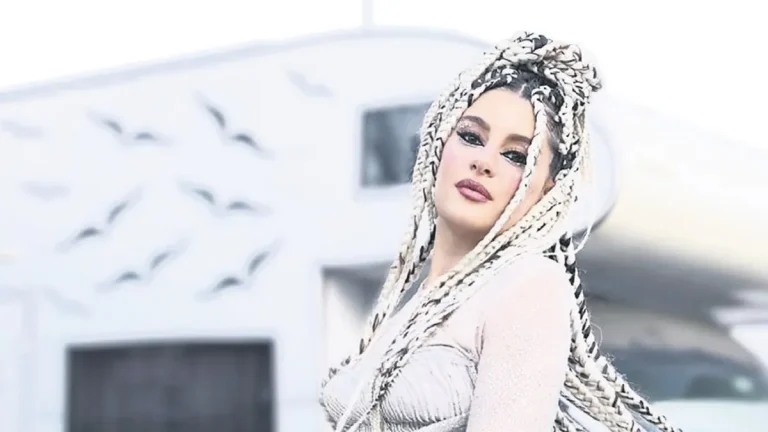 Atiye Ankara Bahar Festivalinde Coşkulu Bir Konserle Sevenlerini Büyüledi