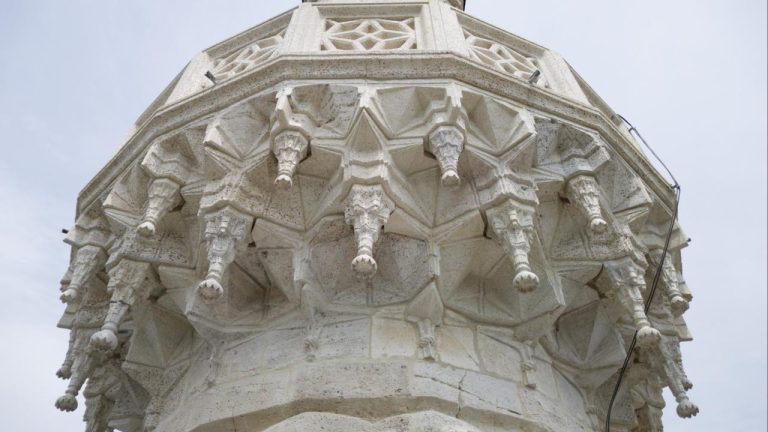 Ayasofya Camii’nin kuzeydoğu minaresindeki restorasyon çalışmaları başarıyla sona erdi