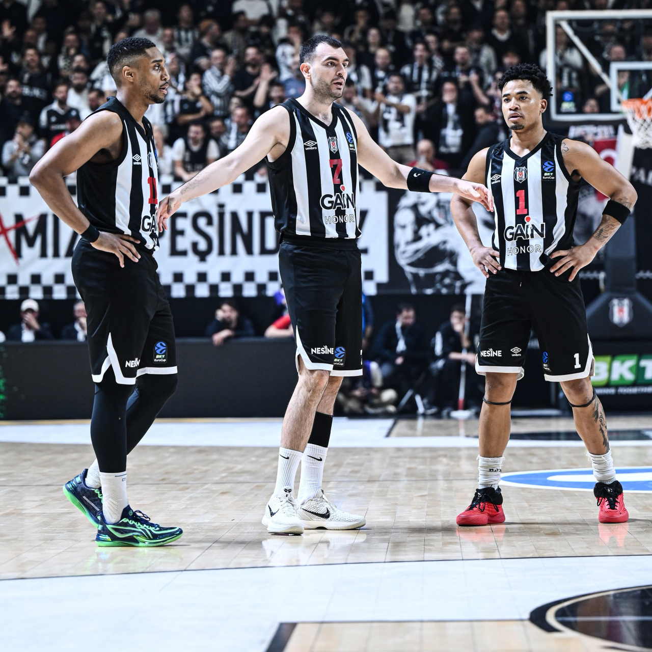 Beşiktaş GAİN zorlu Fransa deplasmanında EuroCup finali için sahaya çıkıyor