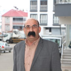 Bıyıklarıyla Fenomen Olan İlçe Başkanı: Orhan Avcı’nın Sosyal Medya Serüveni