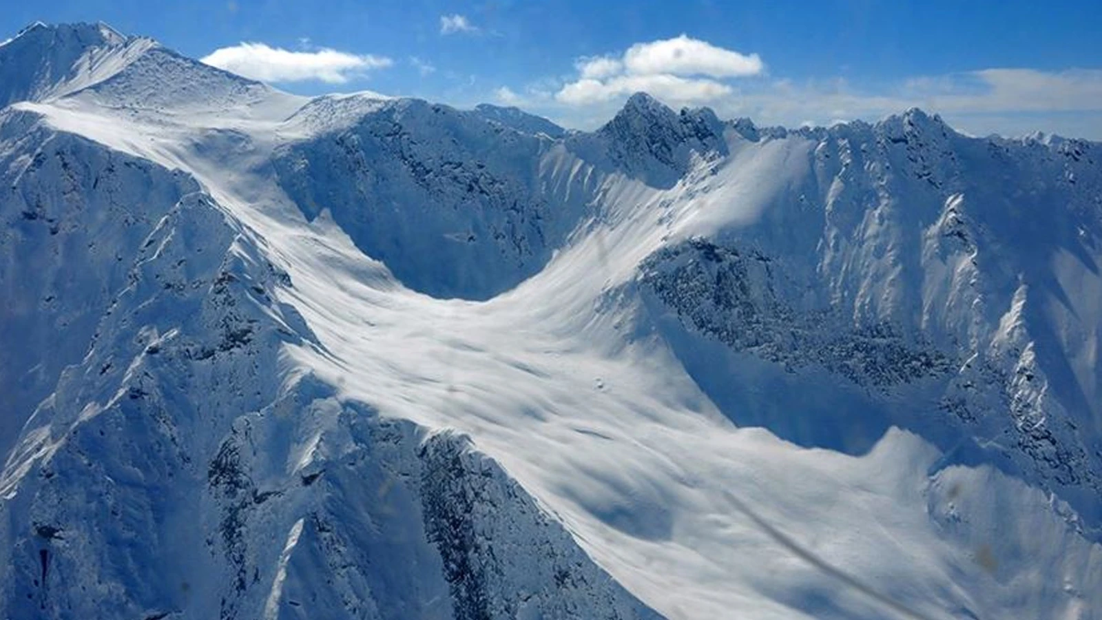 Buryatya’da çığ faciası maden sahasında 6 işçinin ölümüne yol açtı