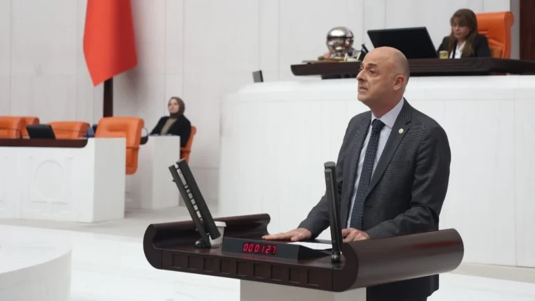 CHP’li Ümit Özlale, madencilerin hak ihlalleri için Meclis’ten araştırma istedi