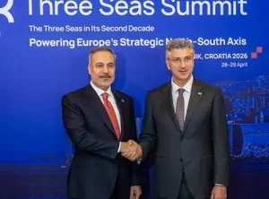 Dışişleri Bakanı Fidan, Üç Deniz Girişimi Zirvesi’nde Erdoğan’ı Temsilen Dubrovnik’te
