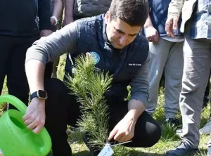 Düzce’de Devlet Bahçeli’nin Adını Taşıyan Hatıra Ormanı İçin 250 Fidan Dikildi