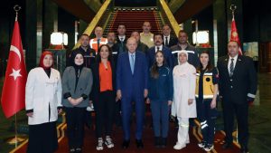 Erdoğan, İşçilerin Hakkını Koruma Konusunda Kararlılığını Vurguladı