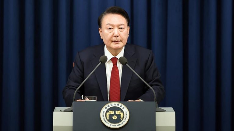 Güney Kore’nin Eski Lideri Yoon Suk Yeol İçin 30 Yıl Hapis Talebi: Pyongyang Üzerinde Gerilim Tırmanıyor