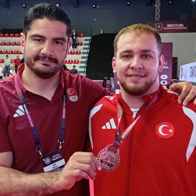 Hakan Büyükçıngıl’ın bronz madalyası Avrupa Şampiyonası’nda gurur kaynağı oldu