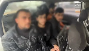 Hatay’da taksiyle göçmen kaçakçılığı yapan sürücülere ağır ceza uygulandı