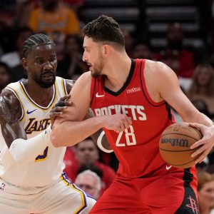 Houston Rockets Alperen Şengün’ün katkısıyla Lakers karşısında seriyi 3-1’e taşıdı