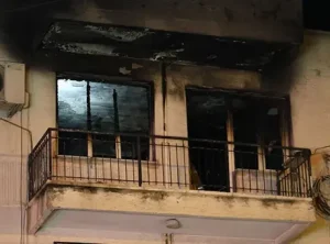 İzmir’de çıkan yangında bir baba hayatını kaybetti, oğlu entübe edildi