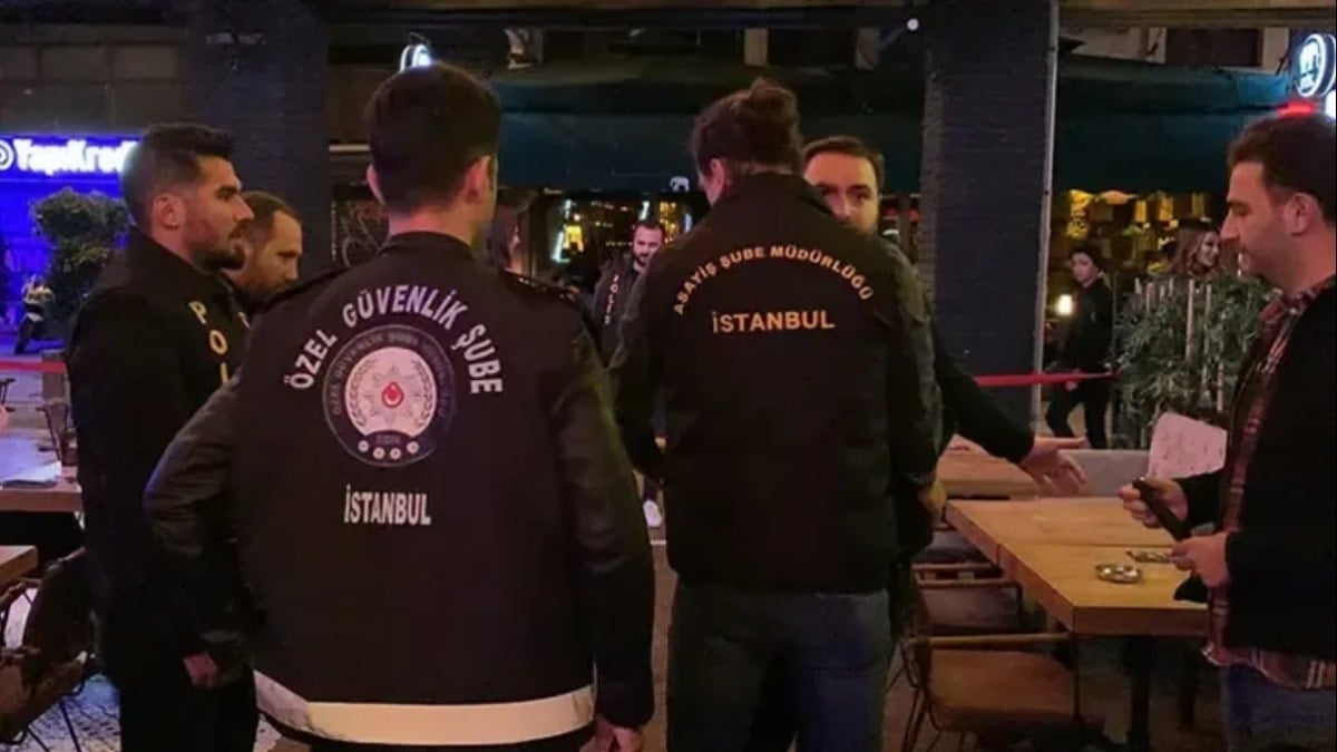 Kadıköy’de Eğlence Mekanlarına Narkotik Baskını: 107 Şüpheli Gözaltında