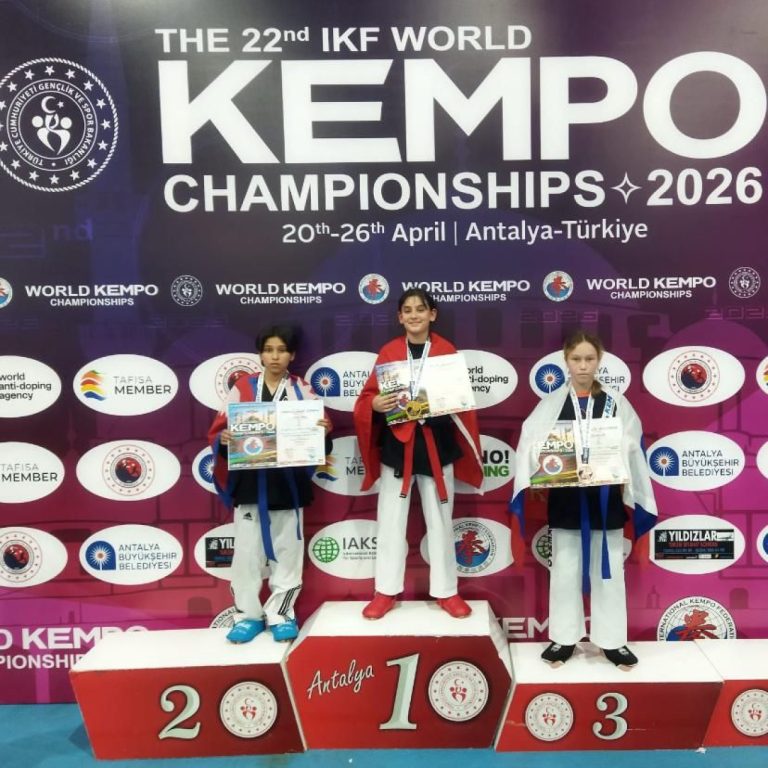 Kastamonulu sporcu Ela Ecevit dünya kempo şampiyonasında altınla taçlandı