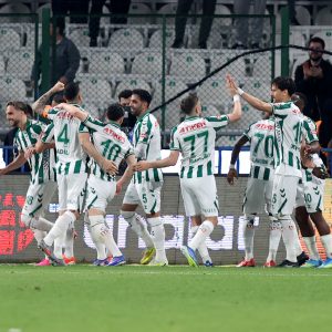 Konyaspor’un Trabzonspor Karşısında Berkan Kutlu’nun Golleriyle Zafer Yürüyüşü