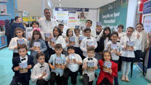 Küçük Yazarlar Büyük Amaçlar için Kalem Tuttu