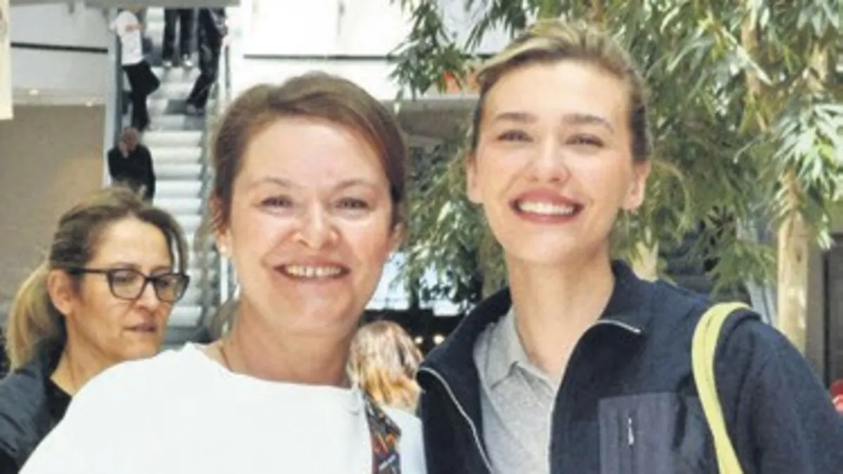 Melisa Döngel annesiyle İstinye’de görüntülendiğinde esprili bir yanıtla dikkat çekti