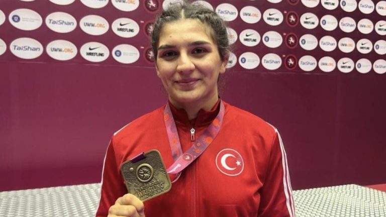 Nesrin Baş: Avrupa Güreş Şampiyonası’nda Tarih Yazdı