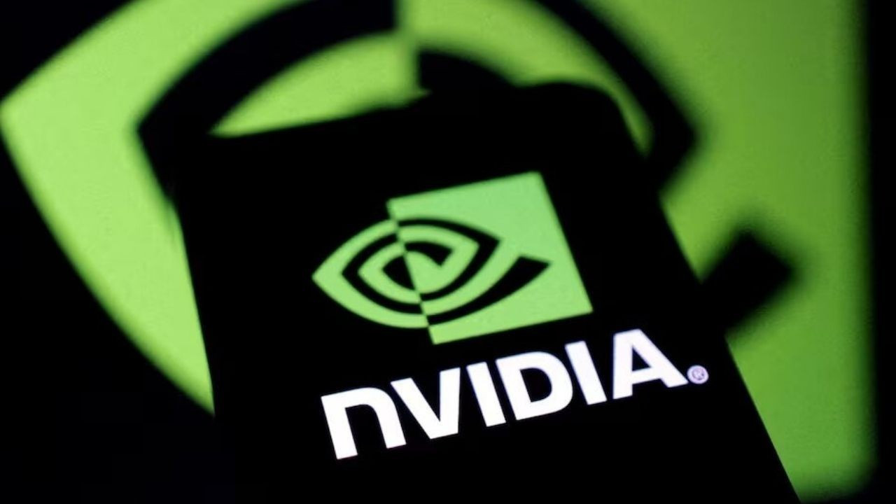 Nvidia’nın 5 Trilyon Dolarlık Değeri: Yatırımcıları Bekleyen Fırsatlar ve Riskler