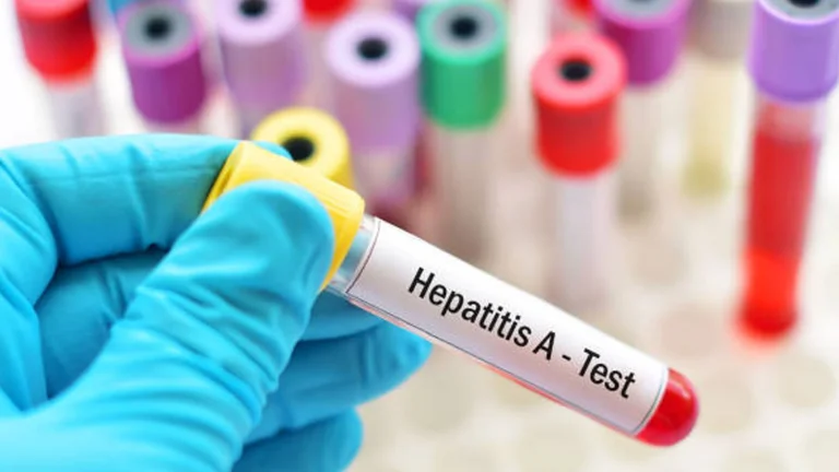 Sağlık Bakanlığı’nın ilk yerli Hepatit A aşısı 81 ilde sağlık merkezlerine dağıtıldı