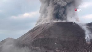 Santiaguito Yanardağı’nda Tırmanan Dağcılar Büyük Tehlike Atlattı