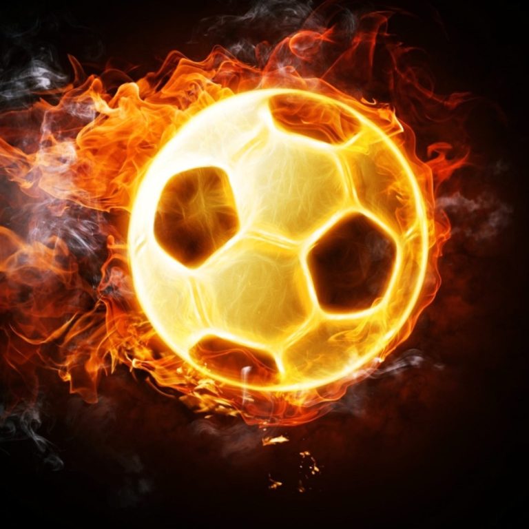 Sarıyer Masterler Federasyonu uluslararası futbol maçında rekabeti sahaya taşıyor