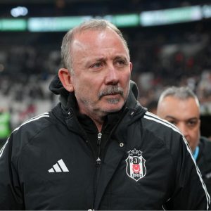 Sergen Yalçın Beşiktaş’ta 100. Maçına Hazırlanıyor: Karagümrük Sınavı