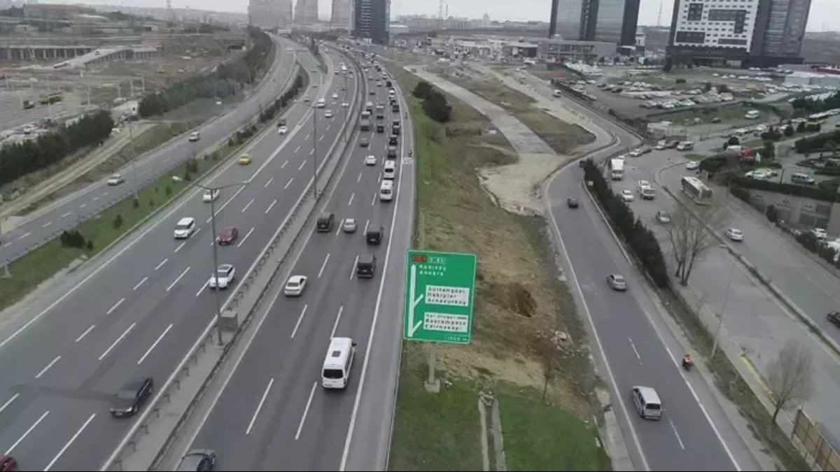 TEM Otoyolu Ücretli Olacak İddiası: Vatandaşı Neler Bekliyor?