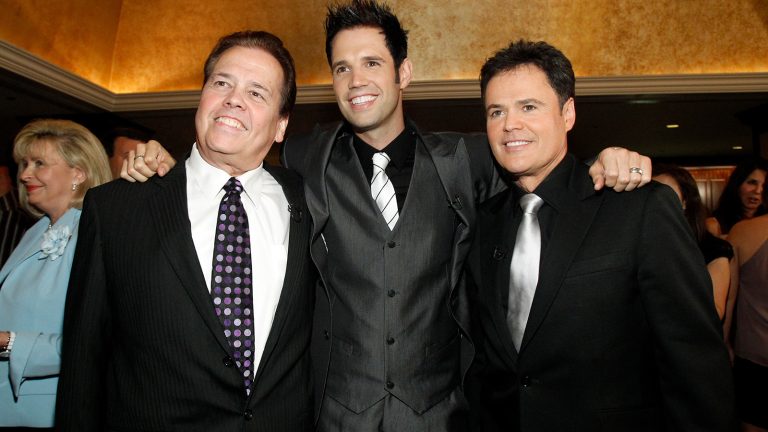 The Osmonds Grubunun Efsanevi Üyesi Alan Osmond’un Vefatı: Müzik Dünyası Yasta