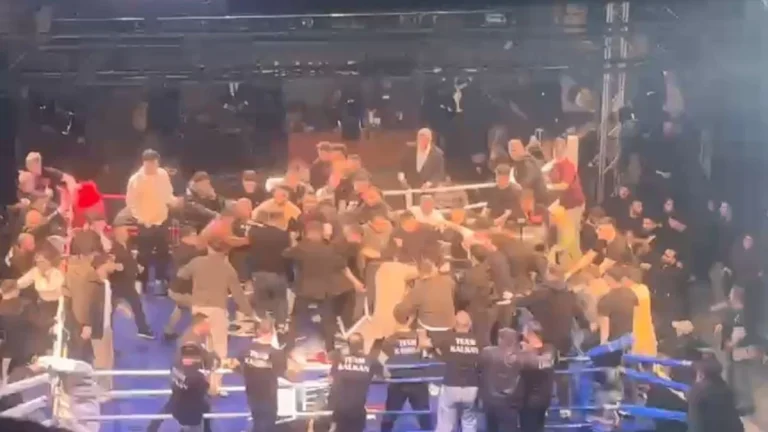 Trabzon’da Boks Turnuvasında Türk ve Rus Boksörlerin Çatışması Büyük Olay Yarattı