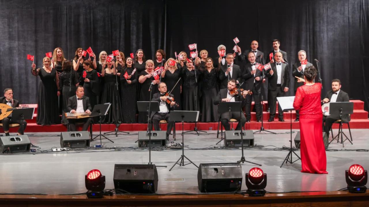 TRT Türk Sanat Müziği Korosu, Denktaş’ın Mirasını Anma Konserinde Yaşattı