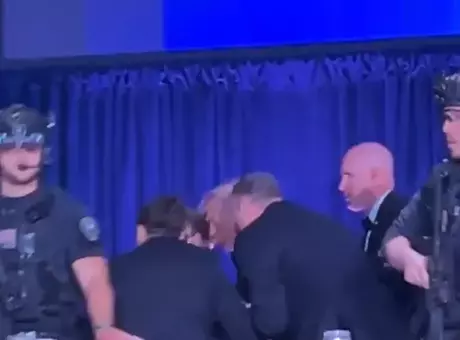 Trump’ın Katıldığı Beyaz Saray Etkinliğinde Silah Sesleri Paniğe Yol Açtı