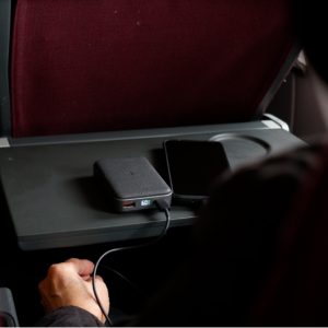 Uçaklarda taşınabilir şarj cihazlarının kullanımına yönelik yeni kısıtlamalar getirildi