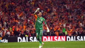 Uğurcan Çakır, Fenerbahçe derbisinin ardından Galatasaray’ın üstün oyununu övdü