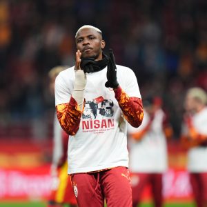 Victor Osimhen, 35 Gün Aranın Ardından Sahalara Dönüyor!