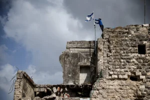 Gasp edilen Filistin arazilerindeki evler, seyahat platformundan kiralanıyor