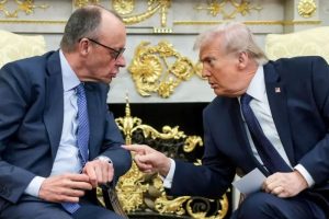 Trump, Almanya’ya uzun menzilli füze konuşlandırma planını da rafa kaldırdı mı?
