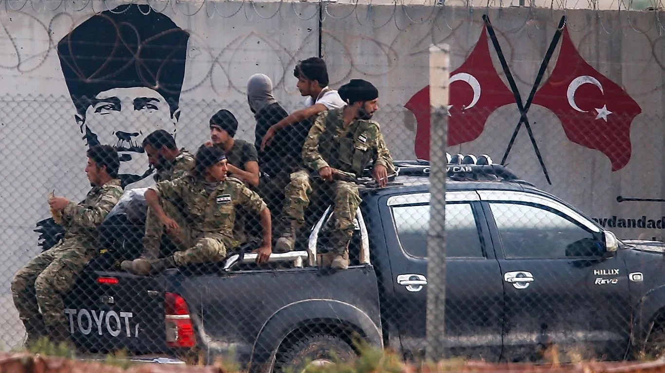 12 yıldır kapalı olan Akçakale sınır kapısı pasaportlu geçişlere açıldı