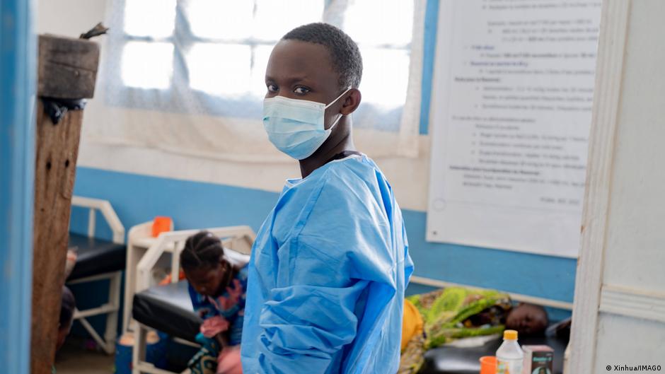 Afrika’daki Ebola salgınının ABD politikalarıyla bağlantısı tartışılıyor