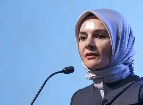 Anneler Günü Reklamı Tepki Çekti, Bakan Göktaş ve RTÜK’ten Sert Açıklama Geldi