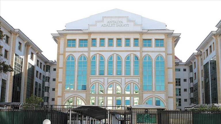 Antalya Büyükşehir Belediyesine bağlı ANSET’te rüşvet iddiasıyla 25 kişi gözaltında