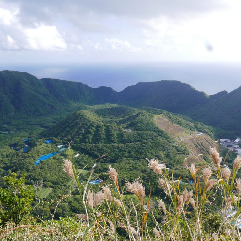 Aogashima Adası’nda aktif volkanın kalbinde yaşayanların sıra dışı hayatı