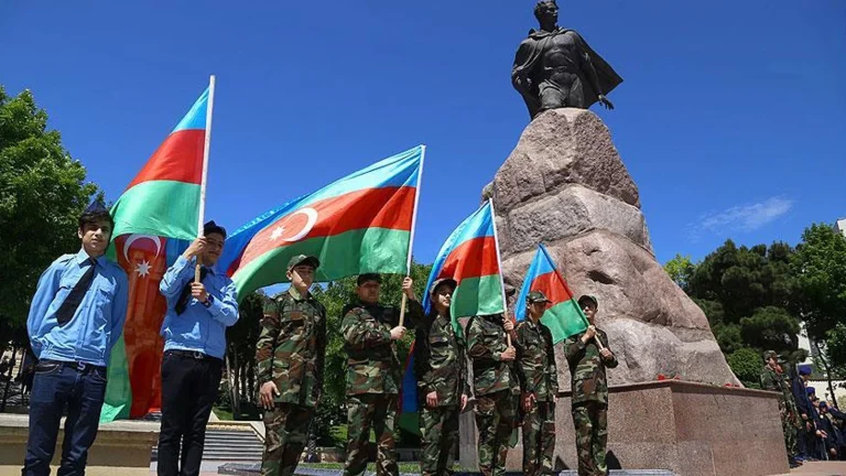 Azerbaycan’ın Bağımsızlık Günü coşkuyla kutlanıyor