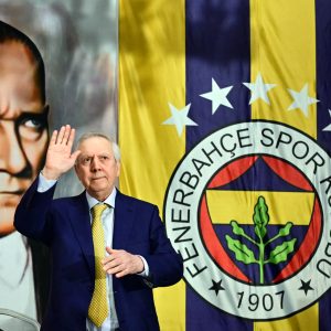 Aziz Yıldırım Fenerbahçe Taraftarına Geçmişi Geride Bırakma Çağrısında Bulundu