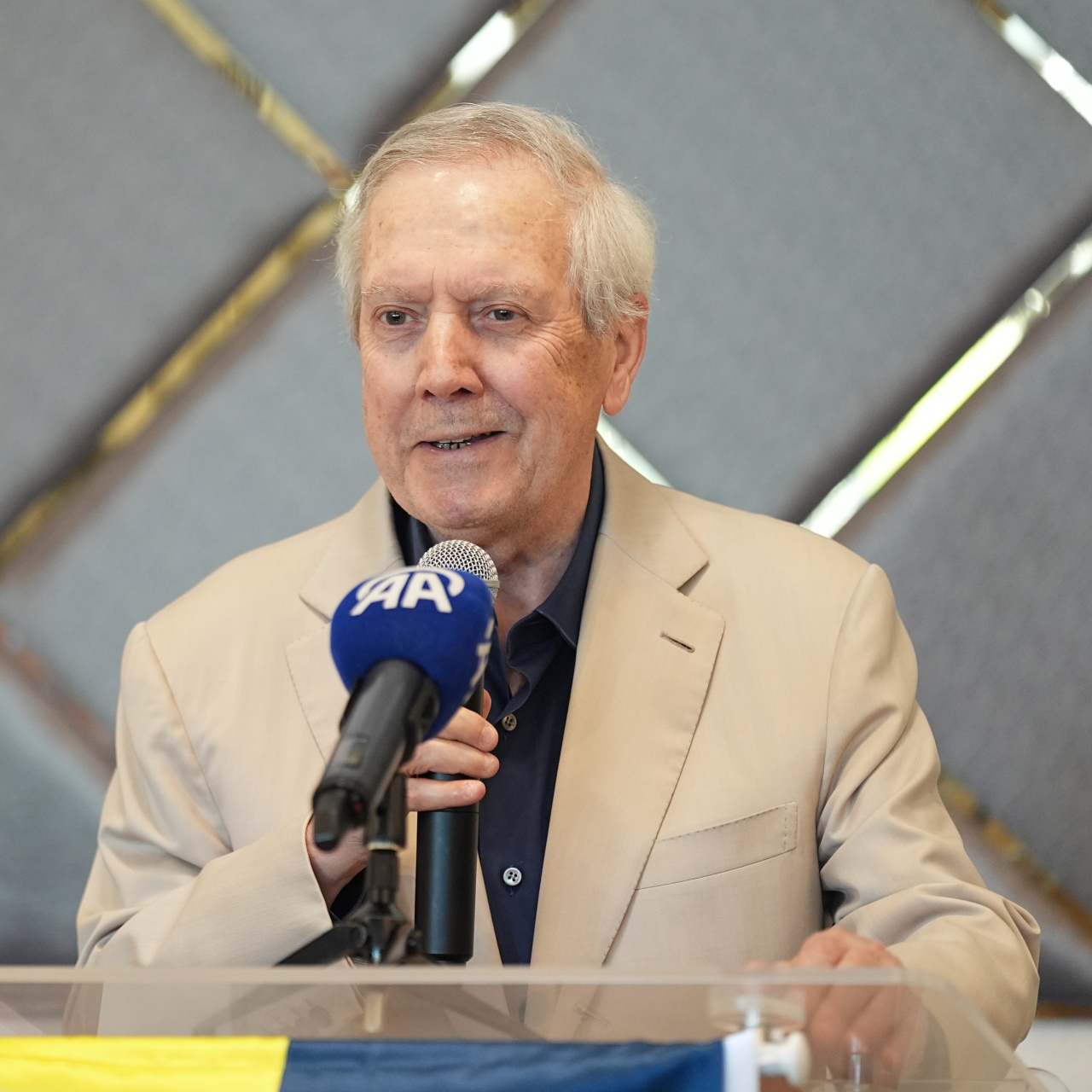 Aziz Yıldırım Fenerbahçelilere Bayram Mesajında Birlik ve Beraberlik Çağrısı Yaptı