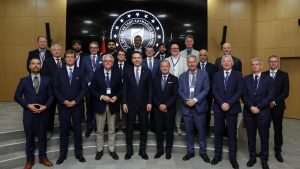 Bakan Bayraktar, Belçikalı yatırımcılara Türkiye’nin enerji projeksiyonunu sundu