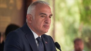 Bakan Ersoy, Kurban Bayramı tatilinin 9 güne uzatılmasının turizme katkı sağlayacağını belirtti